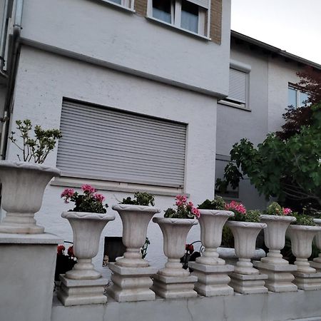 Monteur-, Ferienwohnung Mit Balkon In Hanau Bei Frankfurt Und Aschaffenburg Exterior foto
